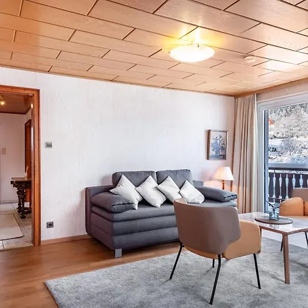 Haus Doktor Saeltzer 아파트