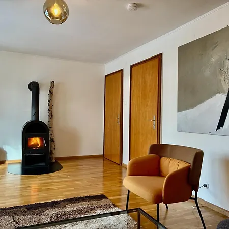 Haus Doktor Saeltzer 아파트 *